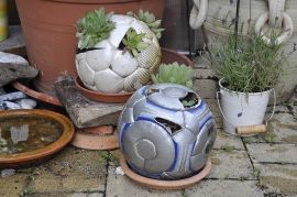 Sustainable upcycling garden activities